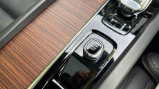 Volvo XC60 2.0 B5P Ultimate Dark 5dr AWD Geartronic Petrol Estate